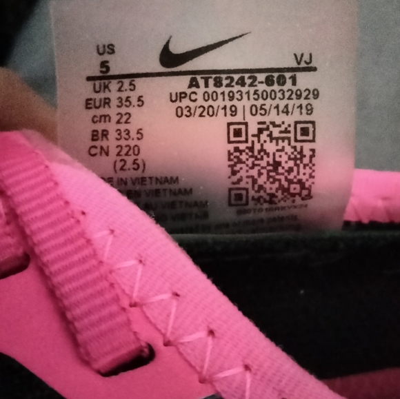 Nike Pegasus 2 Running Shoe - Picture 6 of 6